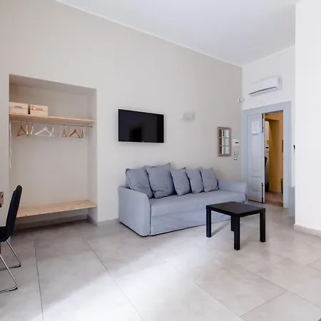 Monteoliveto 33 Naples