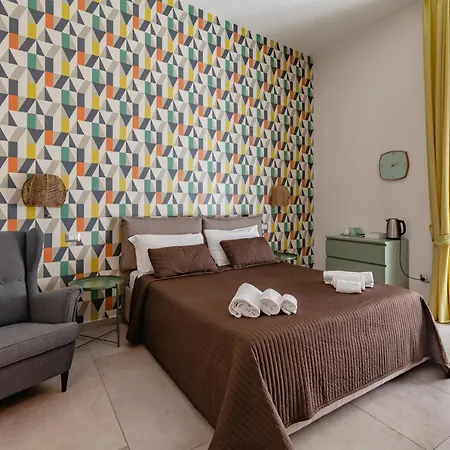 Guest house Monteoliveto 33 *
